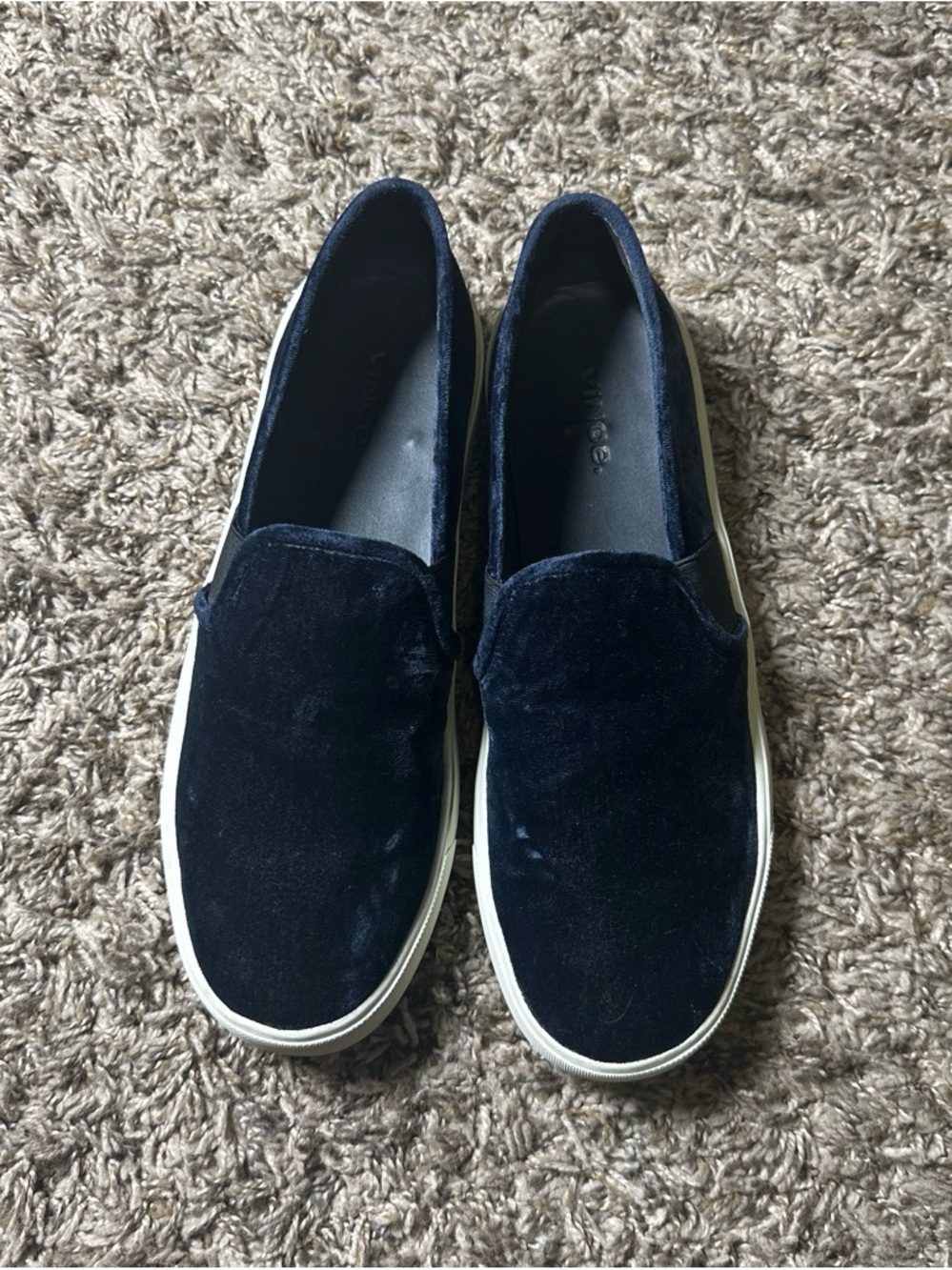 Vince Navy Velvet Slip-On Sneakers Women’s Size 8.5 Casual Platform Shoes